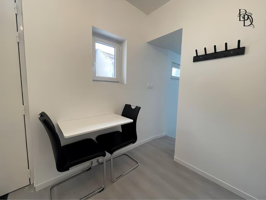 T1 Bis Appartement B3 30M2 Cosy 7Min A Pieds Des Gares Roanne Bagian luar foto